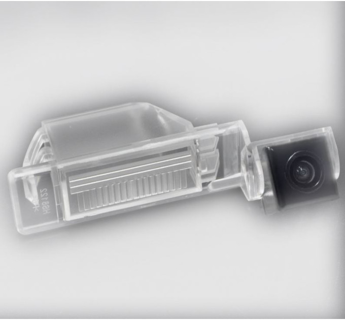 Камера заднього виду Falcon HS8122-AHD Cube Nissan X-Trail 2008-2012 / Sunny 2011