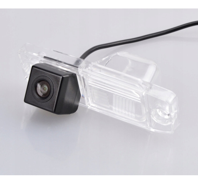 Камера заднього виду Falcon HS8160-AHD Cube Hyundai Sonata 6 2011-2014 / Elantra 2012