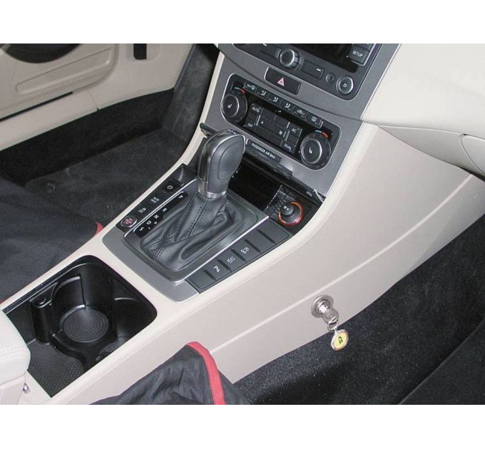 Замок на КПП Bear-Lock Volkswagen Passat 1408R