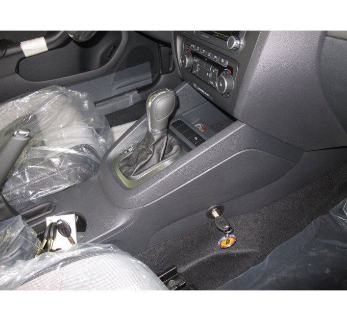 Замок на КПП Bear-Lock Volkswagen Jetta 1532R
